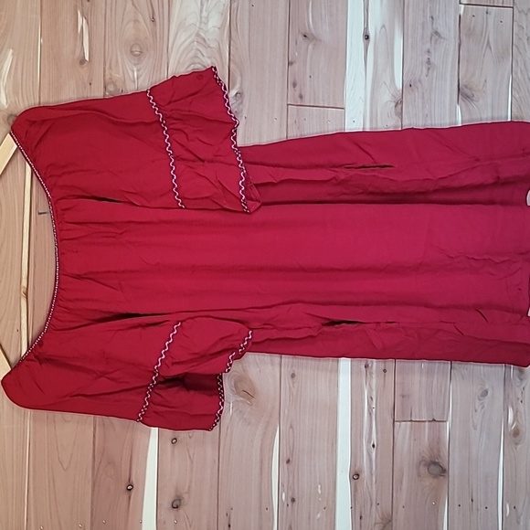 Max Studio Dress, Size M, Red, Floral, Pockets, Spanish Design - Picture 7 of 7